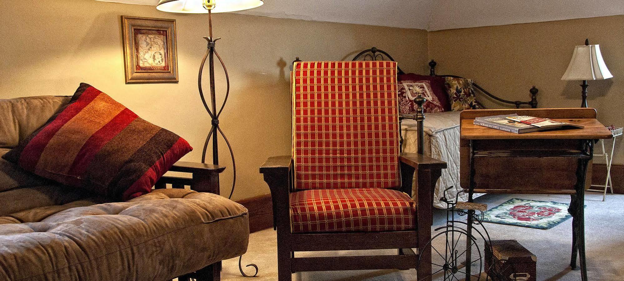 إندبيندينس Hawthorn Bed And Breakfast المظهر الخارجي الصورة
