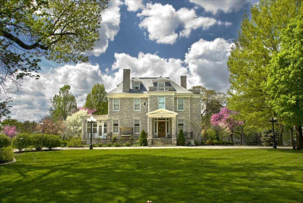 إندبيندينس Hawthorn Bed And Breakfast المظهر الخارجي الصورة